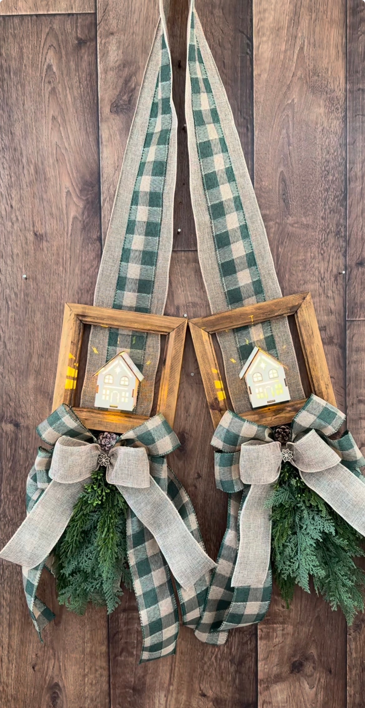 Escapulário Duplo Casinhas Natalinas com Xadrez Verde